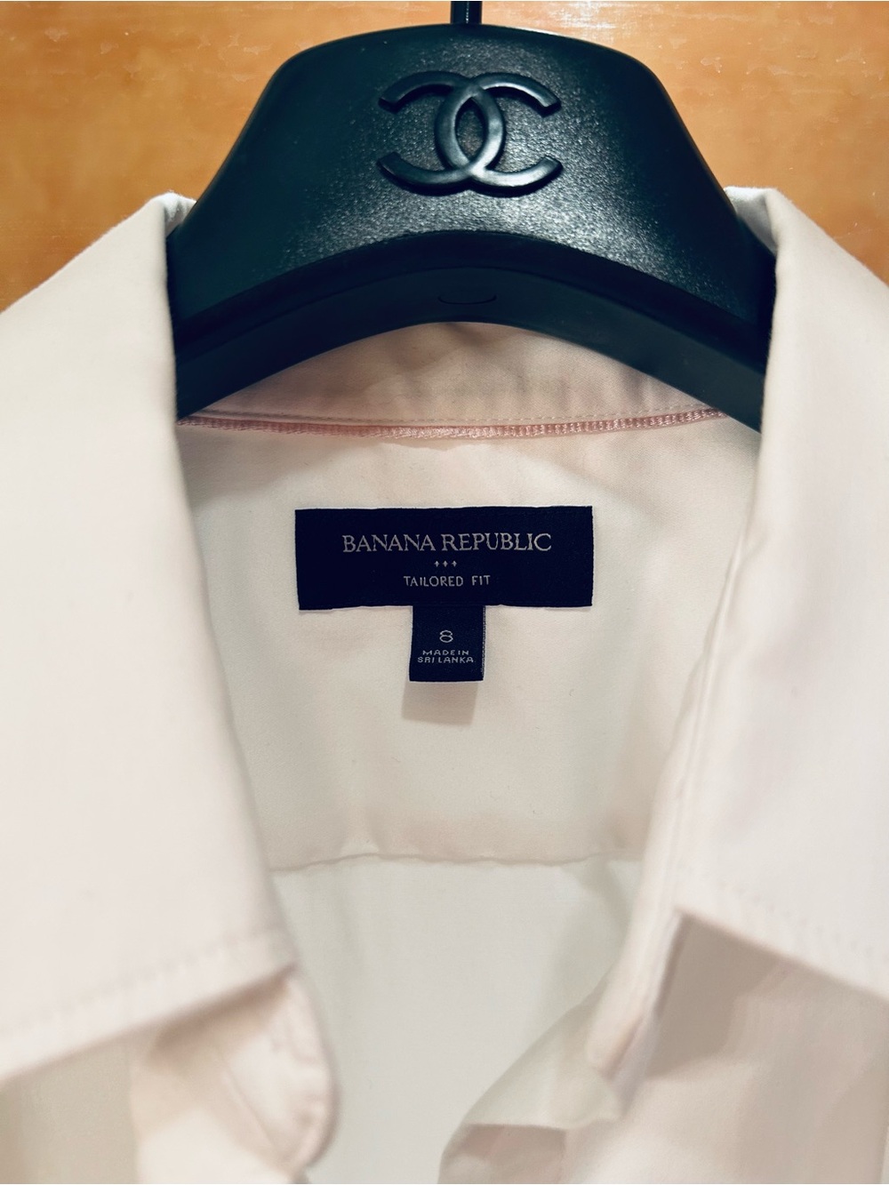 Banana Republic Women’s White Dress Shirt - Classic Button Front